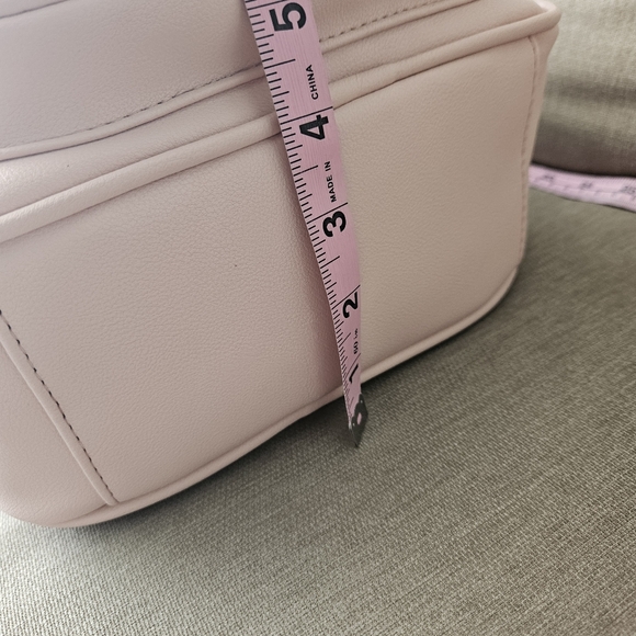 Juicy Couture baby Pink Backpack with Gold Accents NWT - Picture 8 of 10
